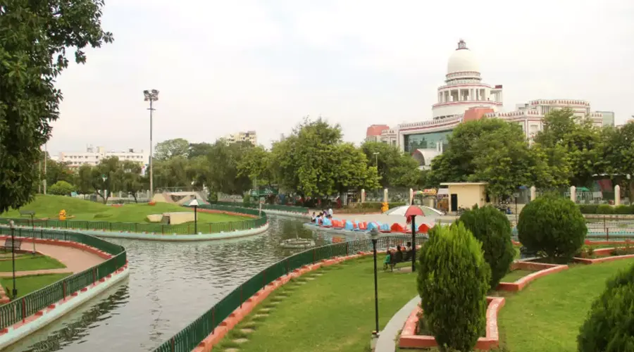 Gautam Buddha Park Lucknow